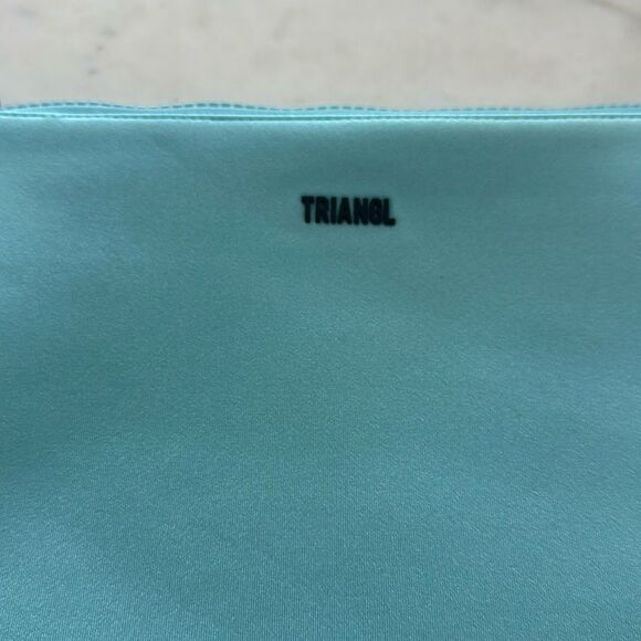TRIANGL NEOPRENE Swim Travel or Makeup Bag LIGHT BLUE NEW - Picture 2 of 5